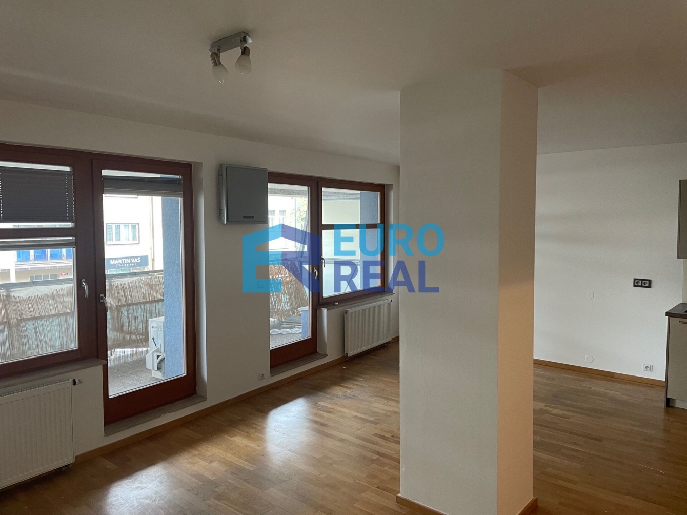 pronájem 1+kk Vyšehrad (42 m²)