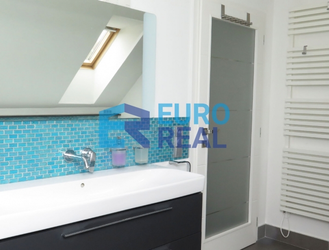 Řadový rodinný dům 5+1, 120 m² s krásnou zahradou, pozemek 300 m²