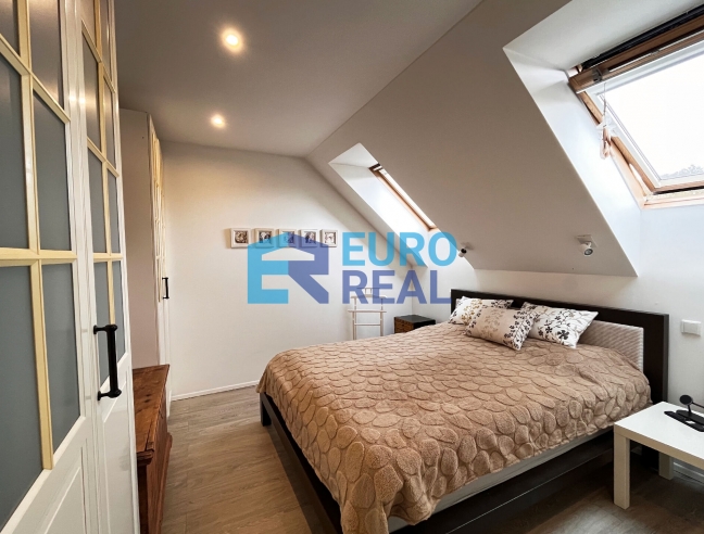 Řadový rodinný dům 5+1, 120 m² s krásnou zahradou, pozemek 300 m²