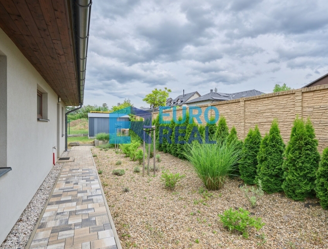 Rodinný dům 4+KK, 125 m² se založenou zahradou, pozemek 753 m²