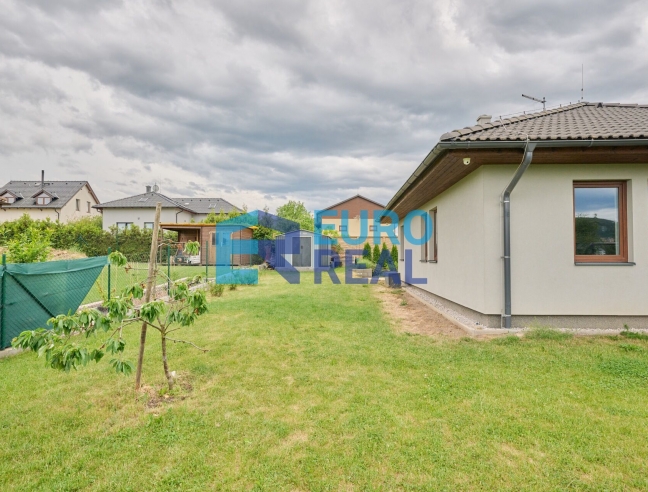 Rodinný dům 4+KK, 125 m² se založenou zahradou, pozemek 753 m²