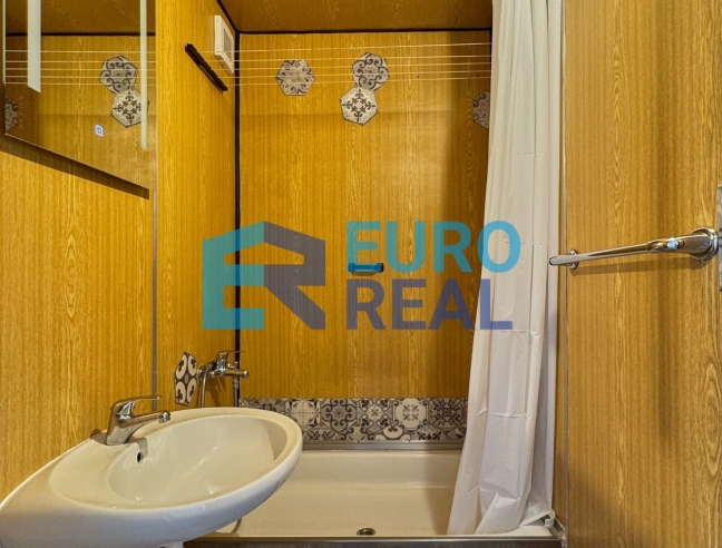 pronájem bytu 2+1 s terasou 18 m²