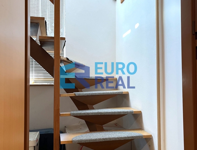Mezonetový byt 4+1, 103  m² s balkonem na krásném místě